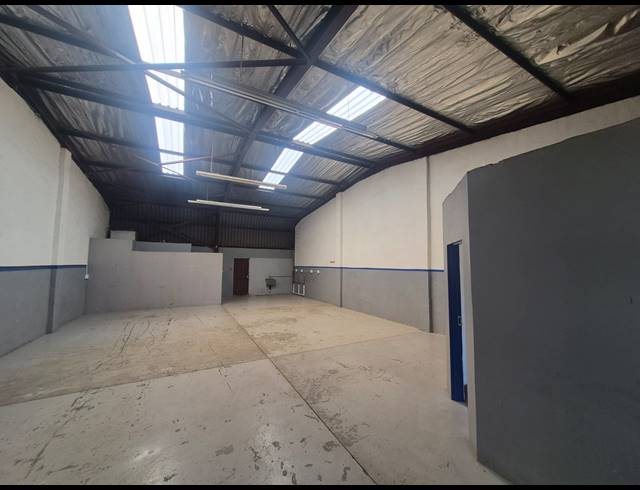 130M² WAREHOUSE TO LET IN ALRODE SOUTH